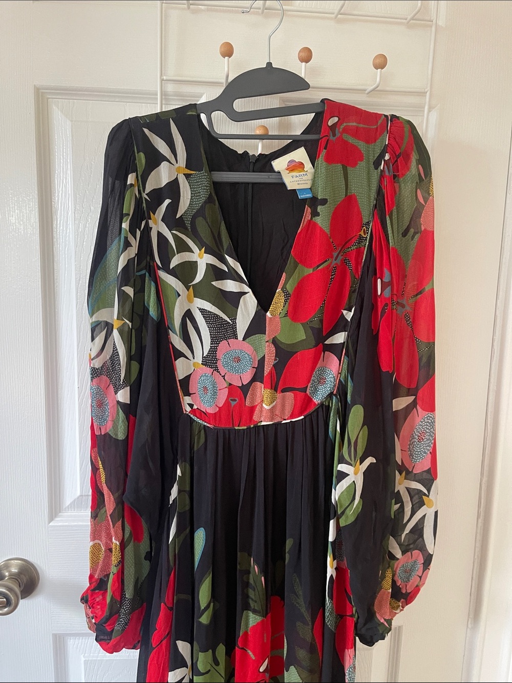 Women's Black Floral Long Sleeve V-Neck Maxi Dress - Picture 3 of 10